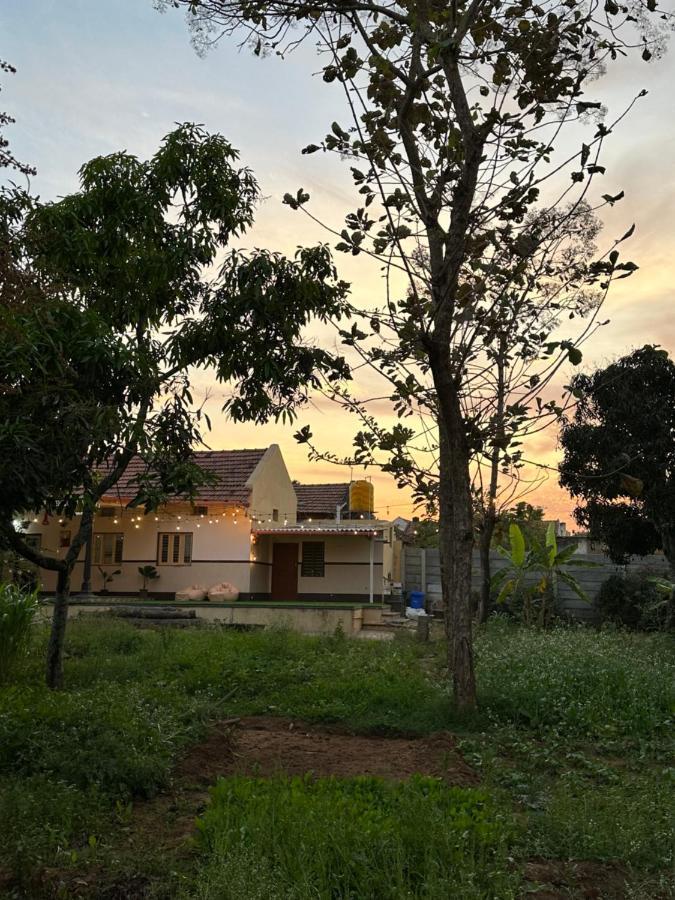 Rustic Village Farmhouse Bangalore Exterior foto